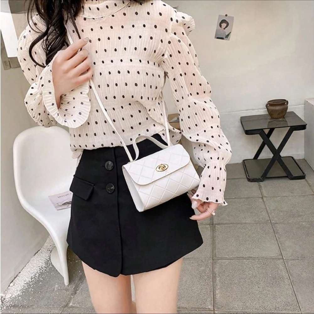 ⚠️Clearance Mini White Embossed Shoulder / Crossbody Bag - Picture 4 of 7